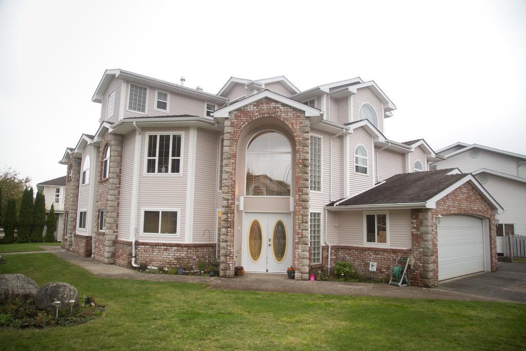Eagle Close Executive B&B プリンスルパート エクステリア 写真